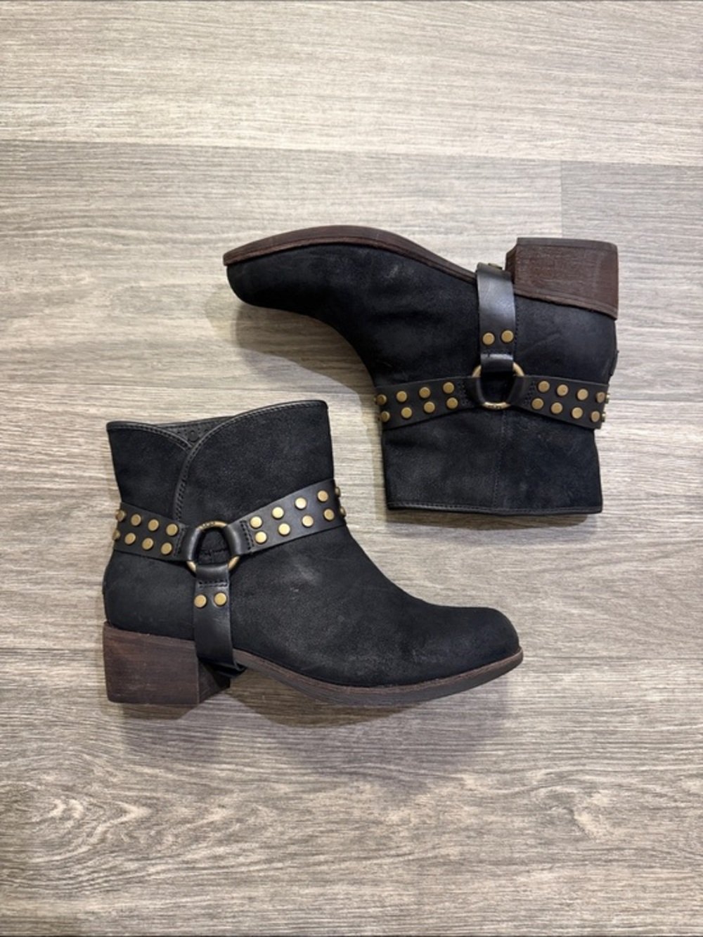 UGG Darling Black Studded suede leather Ankle Boots with Block Heel size 8